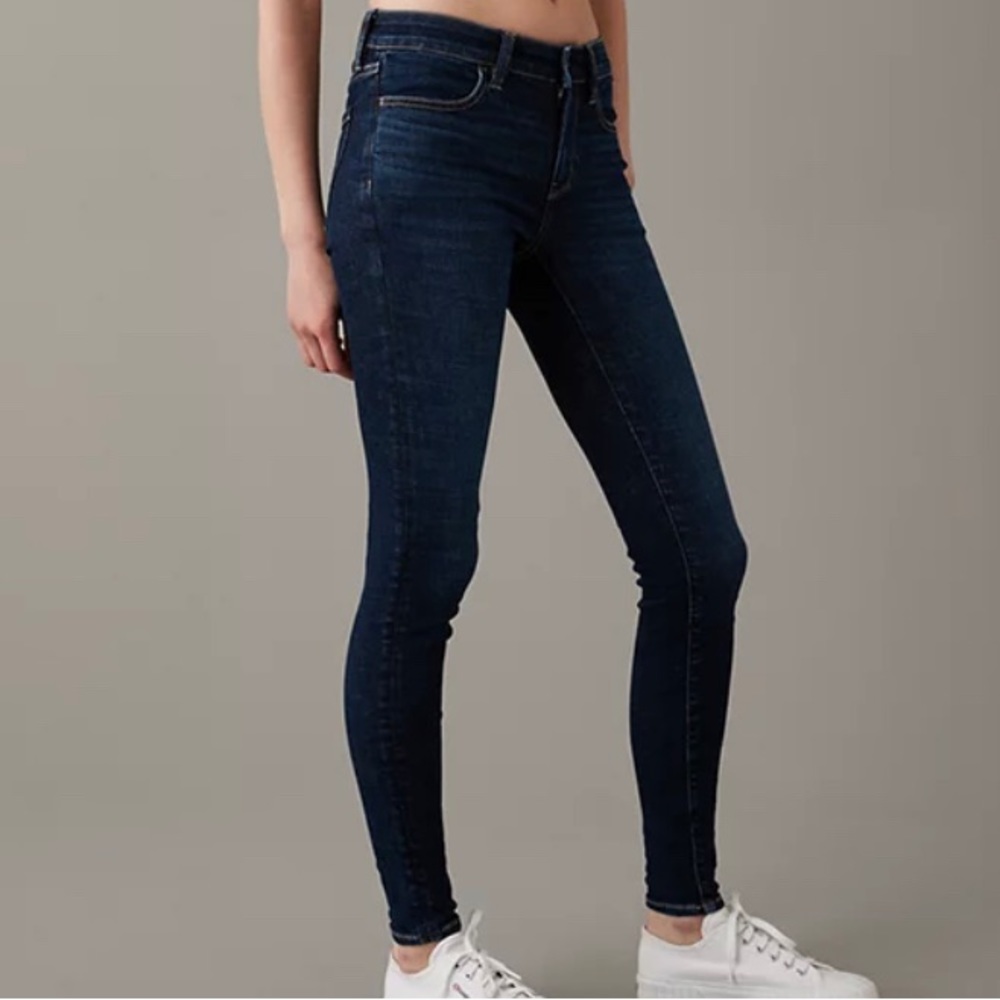 AE American Eagle Next Level Stretch Low-Rise Jegging Size 14